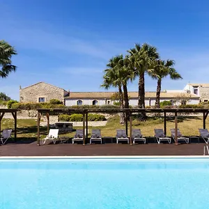 Hotel Masseria Del Carrubo - Ex Casal Di, Noto